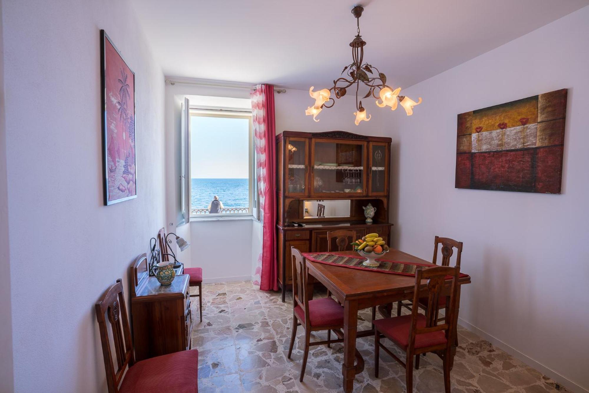 Maniace Sea View Apartment By Ortigia Apartments 锡拉库扎 外观 照片